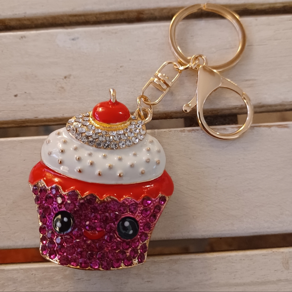 RHINESTONE ENAMEL HAPPY FACE CUPCAKE BAG CHARM NWT - Picture 2 of 2